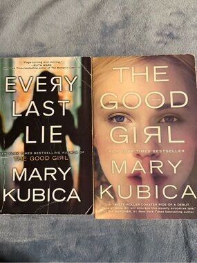 📚4 for $15 on all Paperbacks//MARY KUBICA~3 Lg Paperback Book Bundle!
